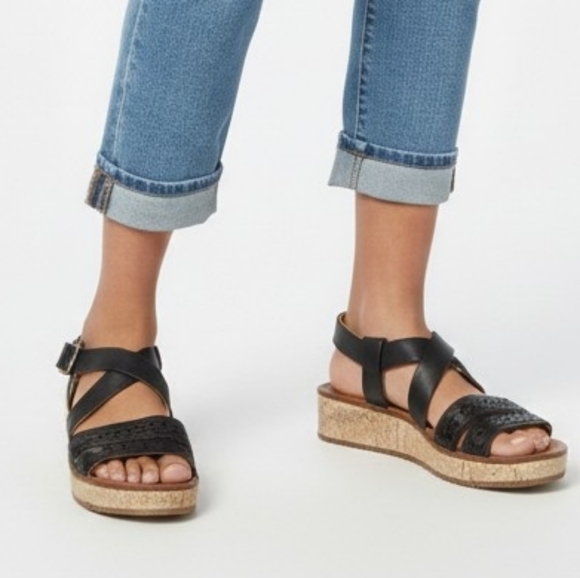 Naturalizer Comfort Black Vegan Leather Slingback Platform Sandals Sz 7 - Picture 2 of 10